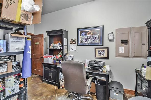 105 W Pearl St, Granbury, TX 76048